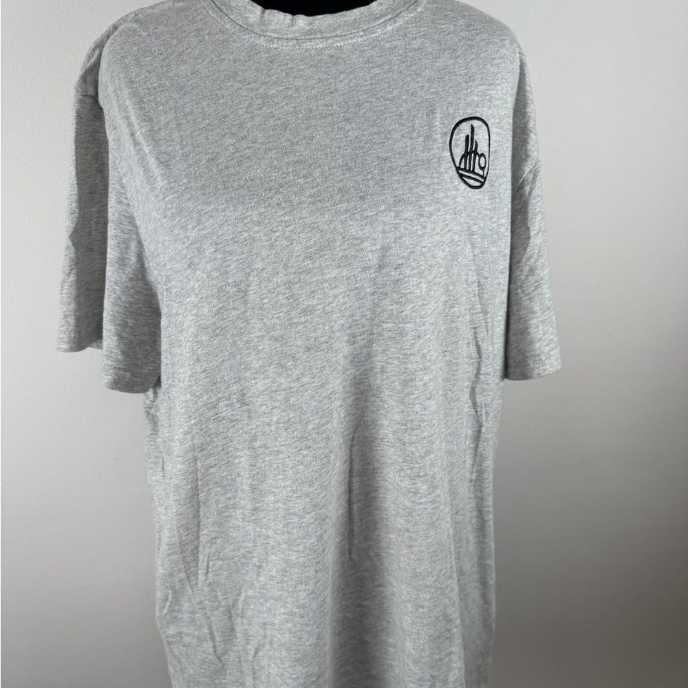 Disney Gray Short Sleeve Tee Star Wars men’s medium
